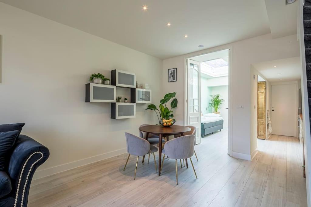 Luxury City Home Alkmaar Nearby Amsterdam. 외부 사진